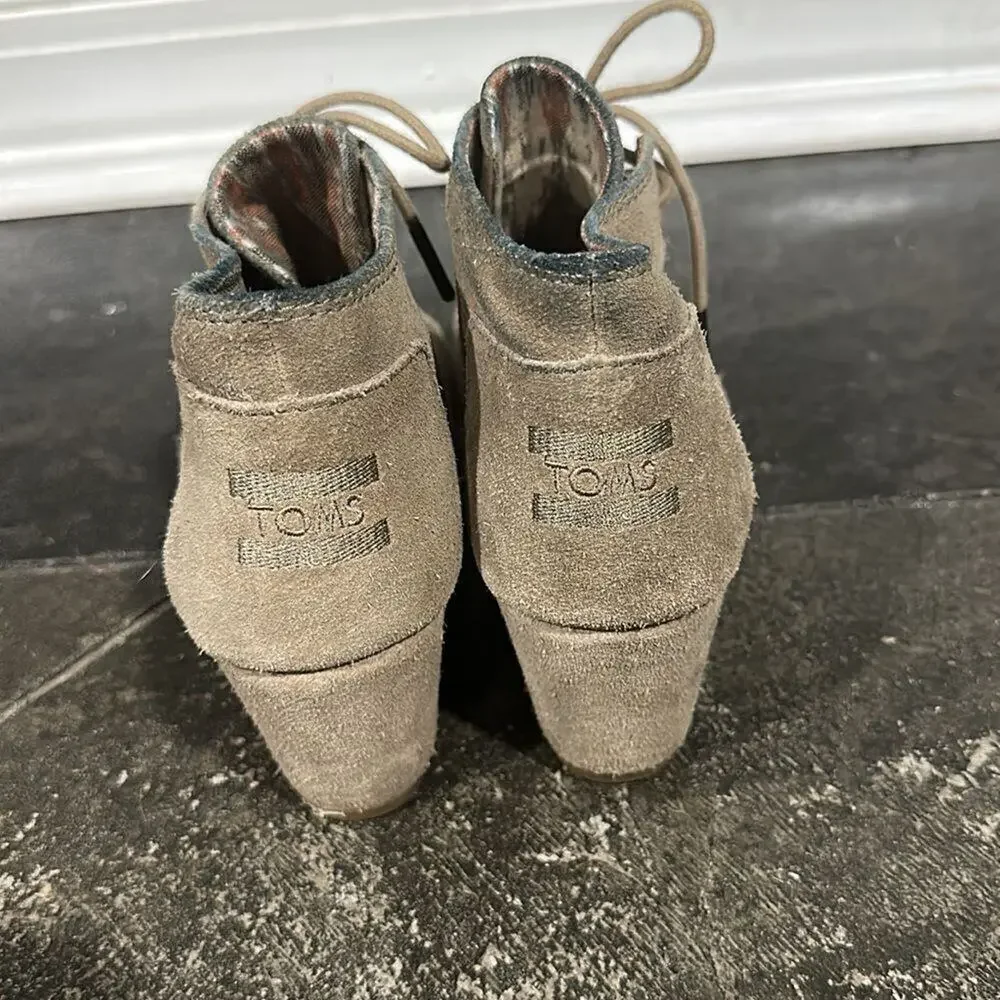 Toms Desert Wedge Suede Booties 7